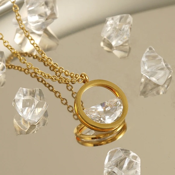 18K Gold Plated Abstract Design*Artsy*Cubic Zirconia*Round Pendant*Waterproof*ZX - Picture 3 of 5